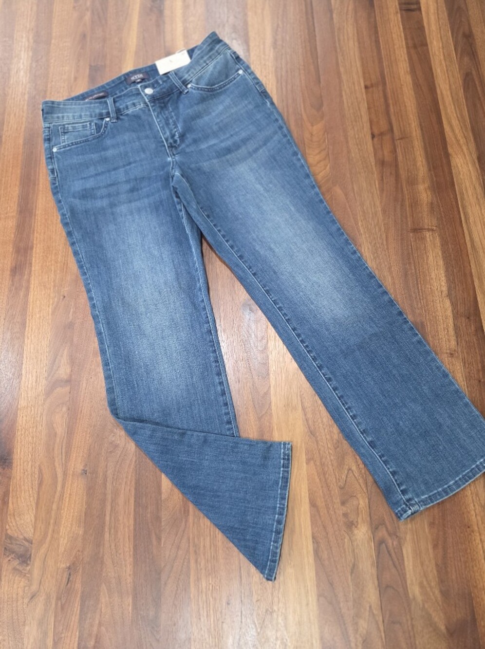 NYDJ Marilyn Straight Cool Embrace Lift Tuck Classic Blue Denim Jeans Size 8P - Picture 2 of 10